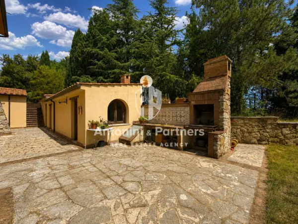 Casale via Località Canonica, Todi