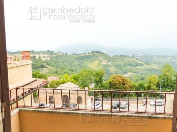 Stanza via, Urbino