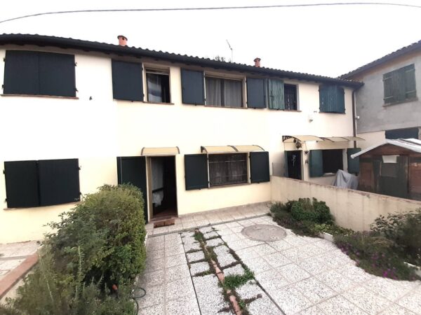 Immagine per Villetta a schiera in vendita a Ferrara Via Traversagno 63