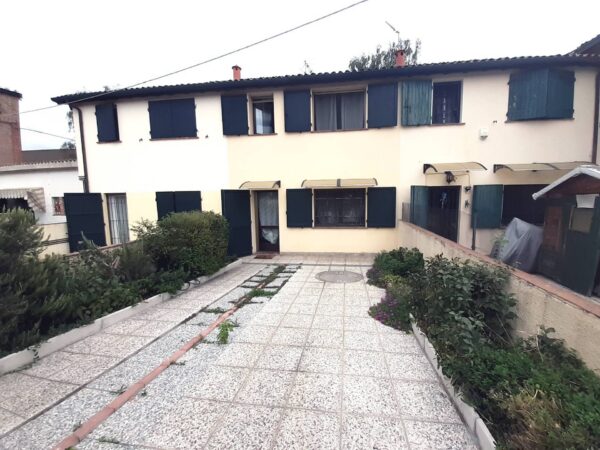 Villetta A Schiera via Traversagno 63, Ferrara