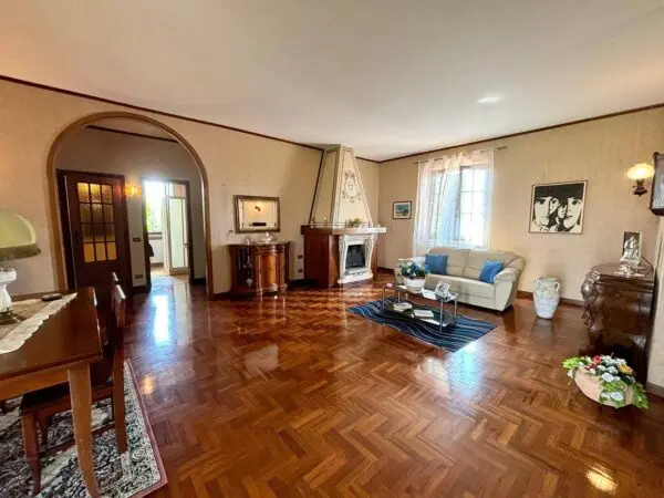 Villa via, Alessandria