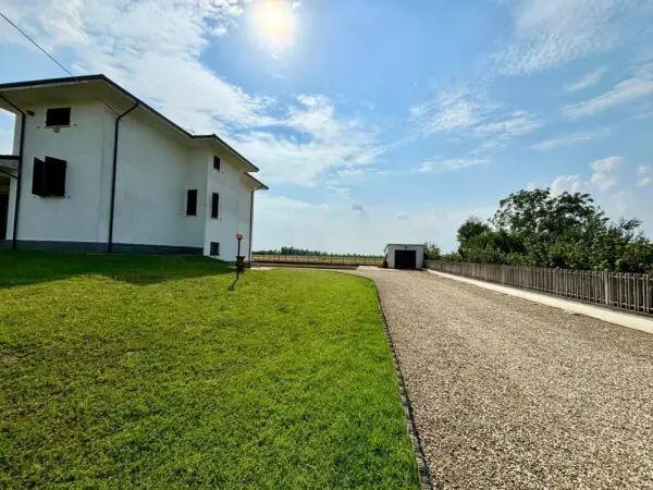 Villa via, Alessandria