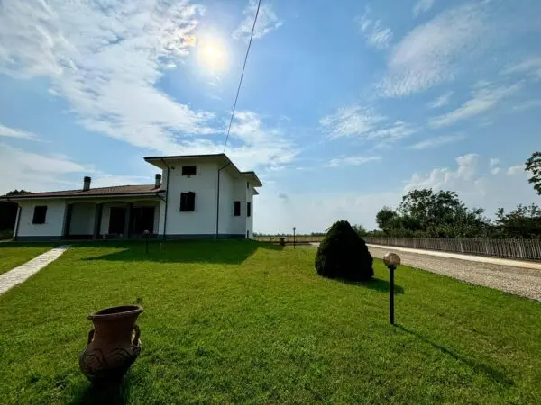 Villa via, Alessandria