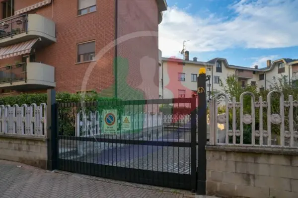 Immagine per Box / Posto auto in vendita a Nichelino Via San Francesco d'Assisi 65