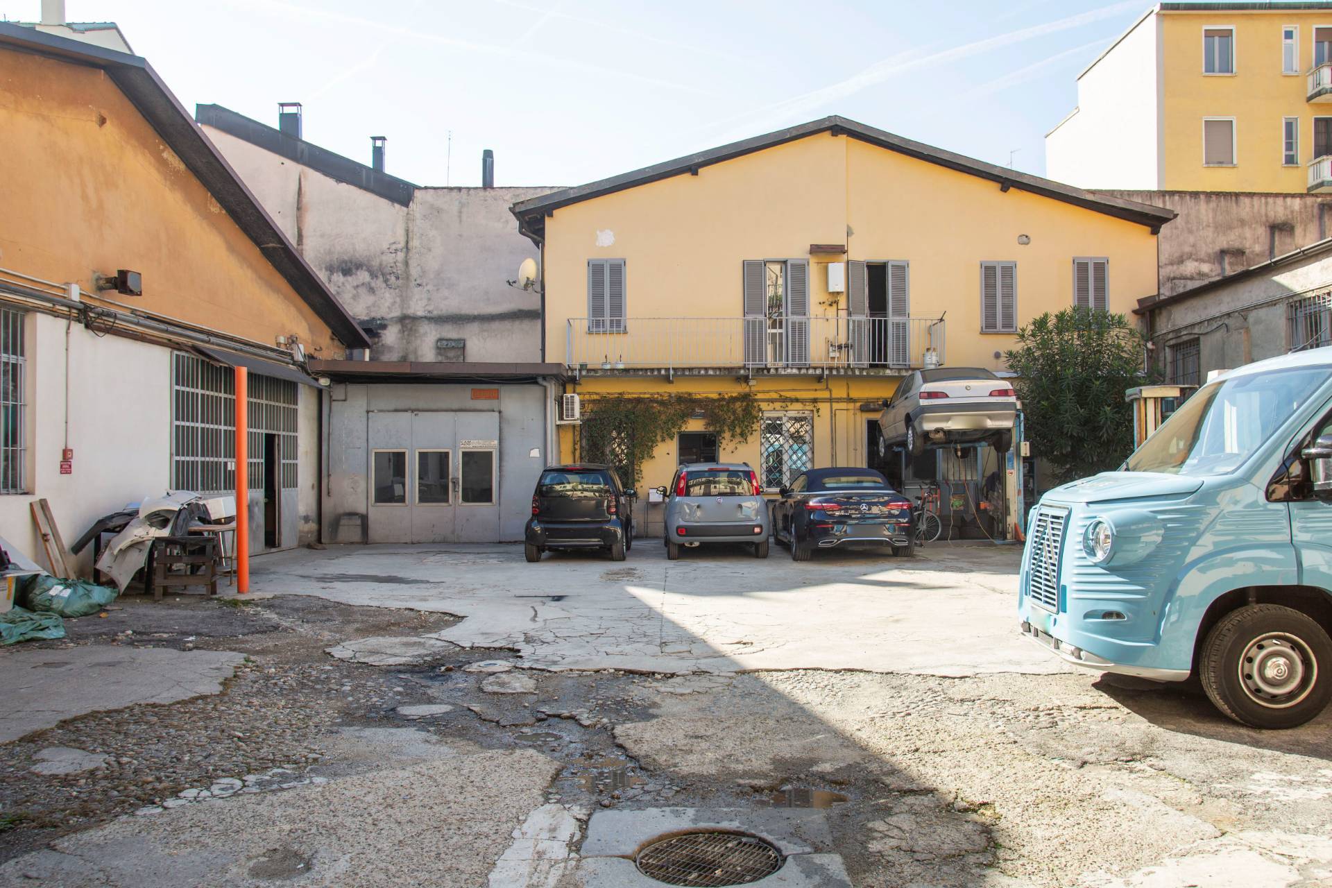 Immagine per Rustico/Casale in vendita a Milano Via Aleardo Aleardi 9