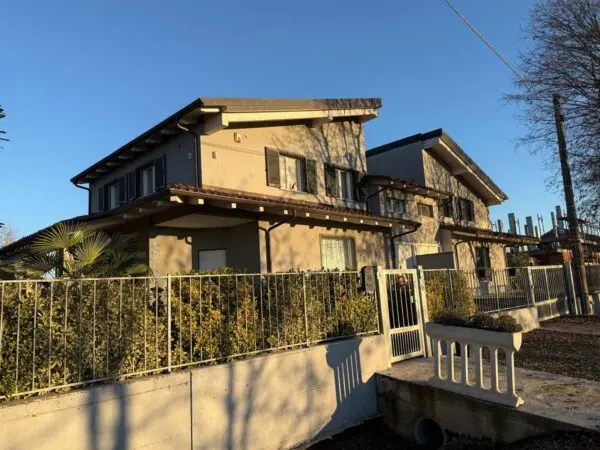 Villa via, Alessandria