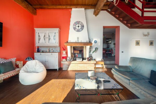 Villa strada Provinciale 40, Vaglio Serra