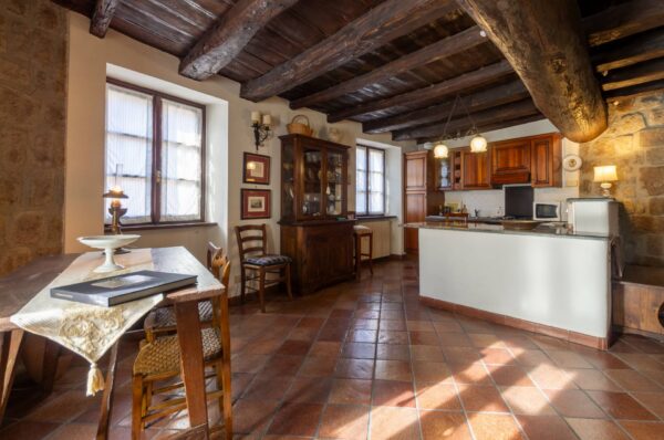 Appartamento via Aurelio Saffi 104, Viterbo