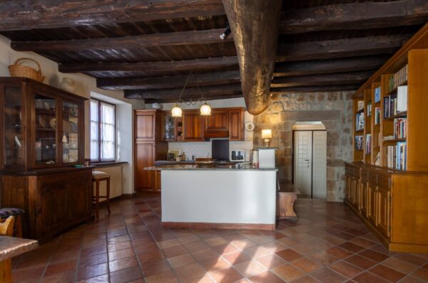 Appartamento via Aurelio Saffi 104, Viterbo