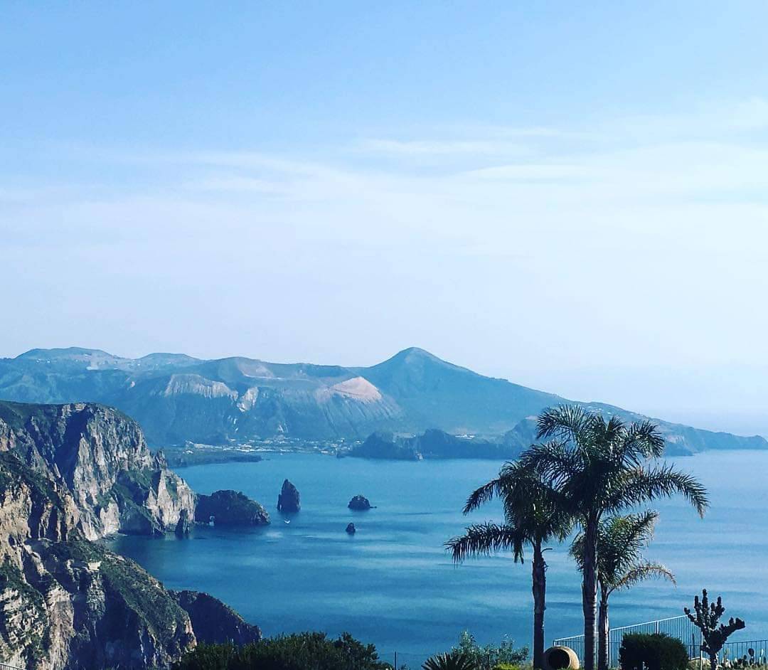 Immagine per Rustico/Casale in vendita a Lipari via Mulino Al Vento SNC