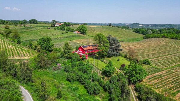Villa strada Provinciale 40, Vaglio Serra