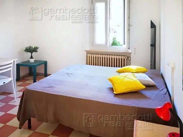 Stanza via, Urbino