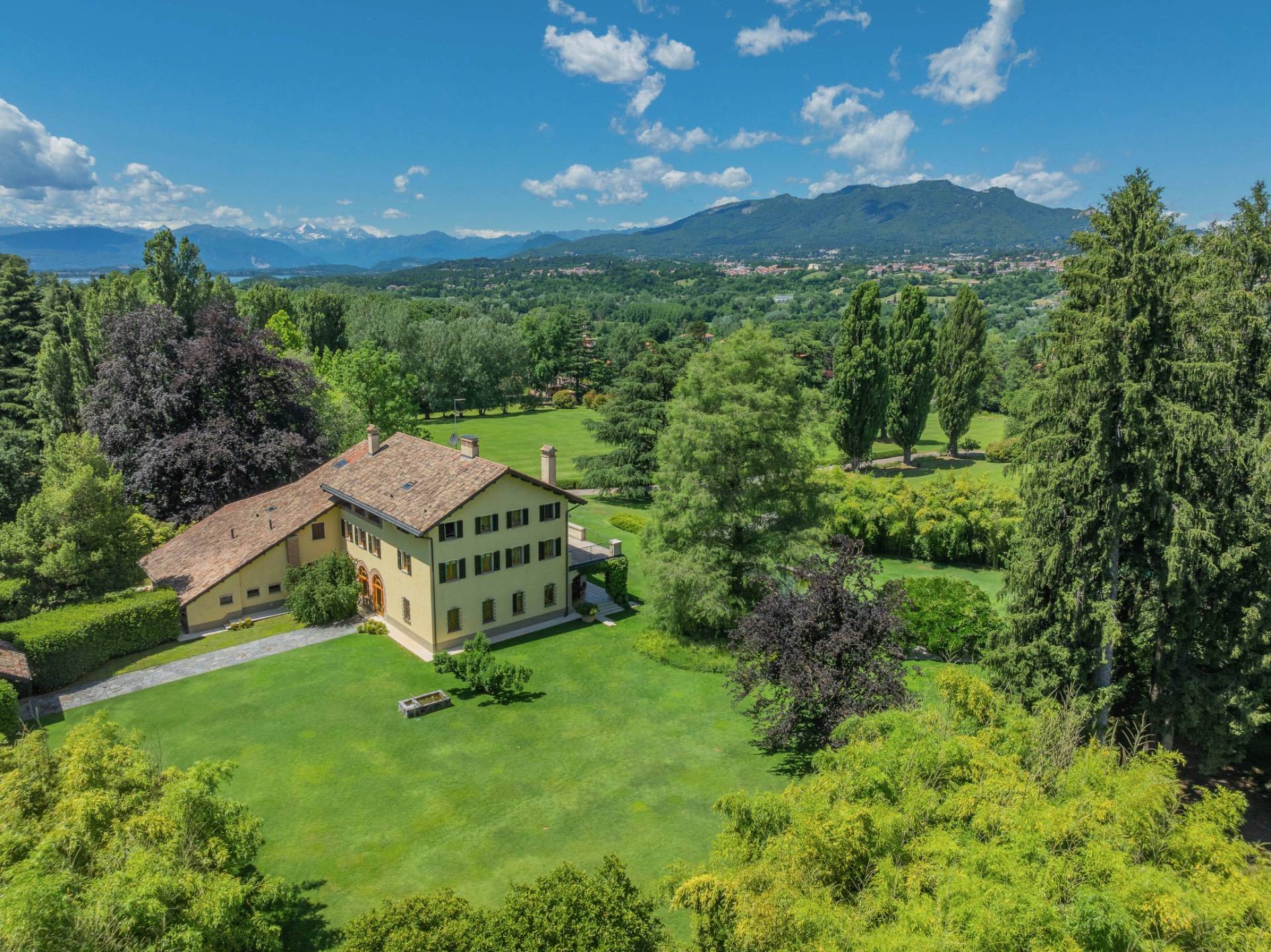 Immagine per Villa in vendita a Varese Via Torquato tasso 