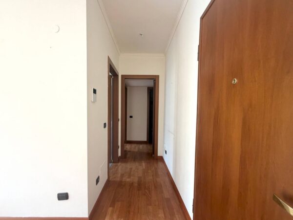 Appartamento via Largo La Foppa 2, Milano