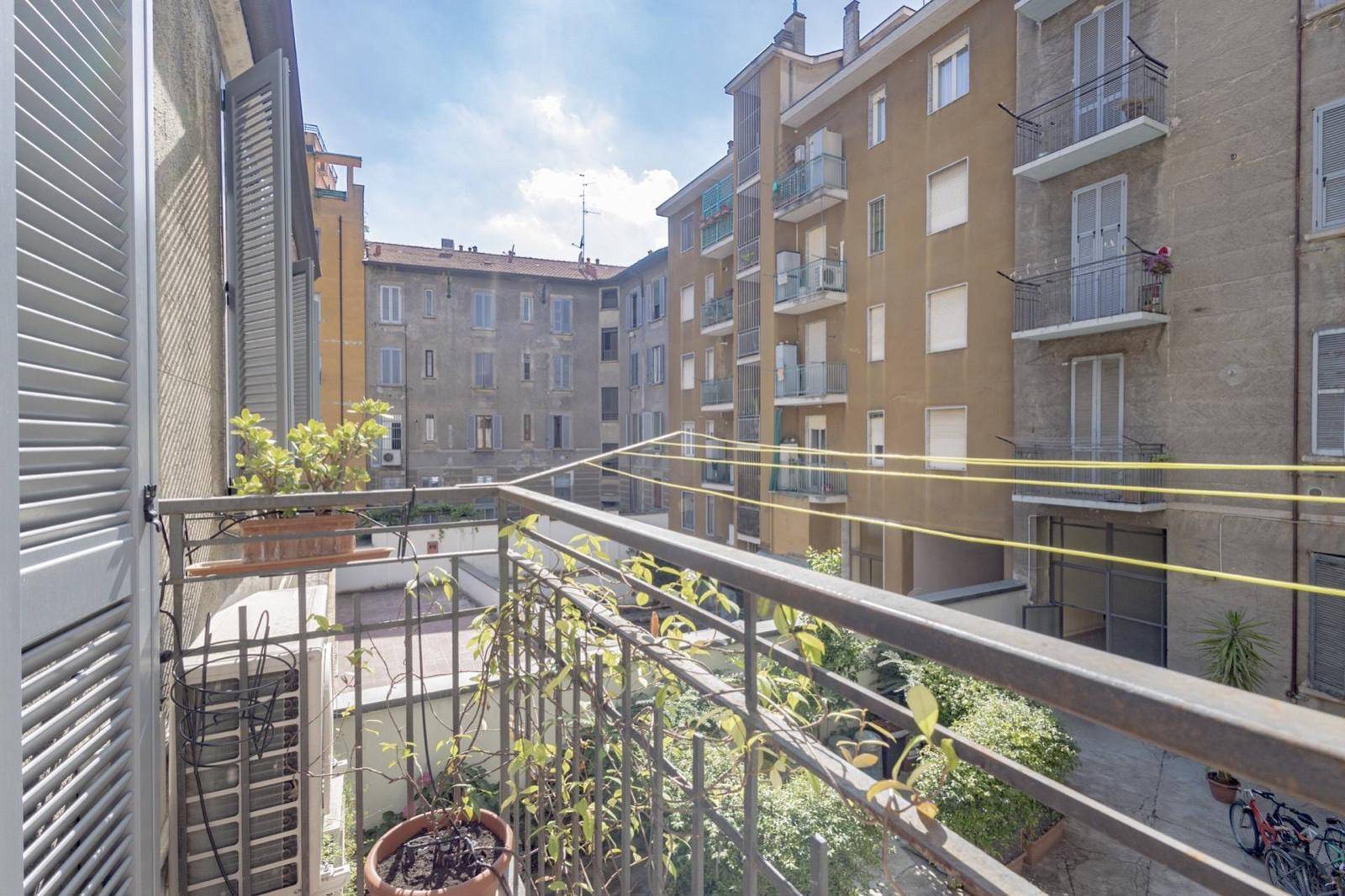Immagine per Appartamento in affitto a Milano Via Oglio 33