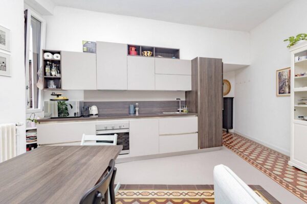 Appartamento via Oglio 33, Milano