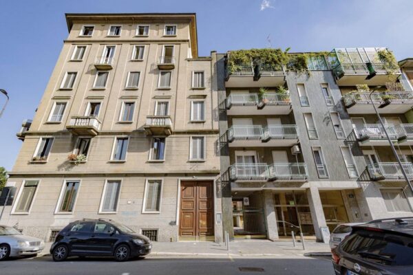 Appartamento via Oglio 33, Milano