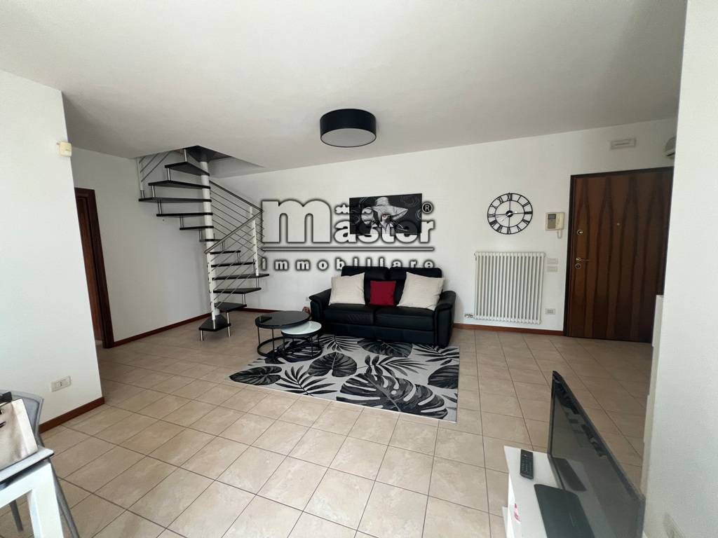 Immagine per Appartamento in vendita a Paese via Ferrini 