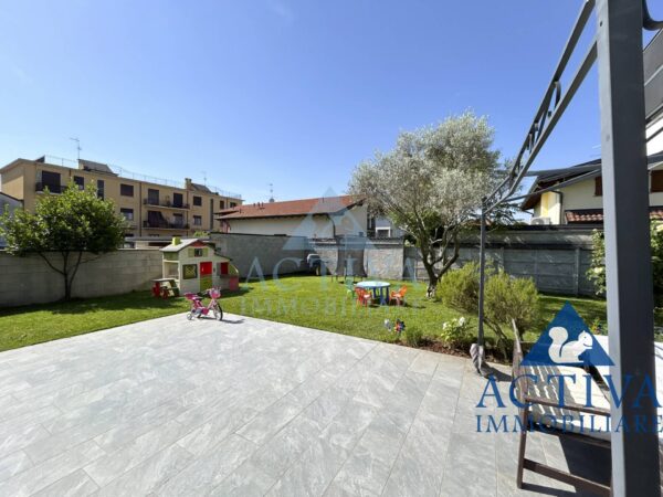 Appartamento via Cinque Giornate 1, Nerviano