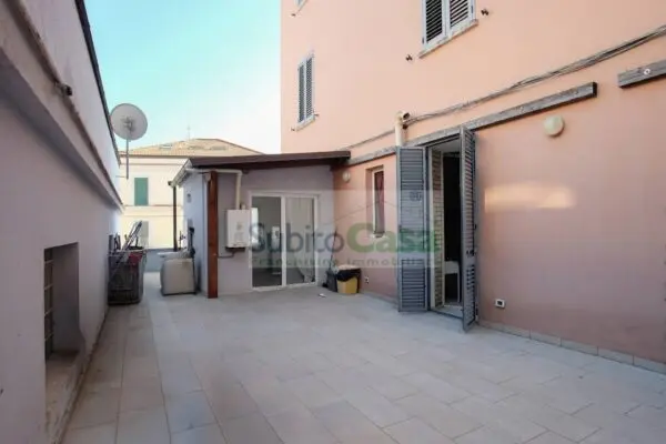 Appartamento via Avezzano 3, Chieti