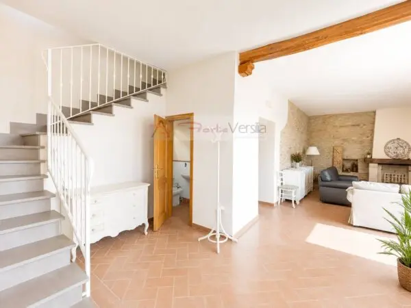Villa via, Pietrasanta