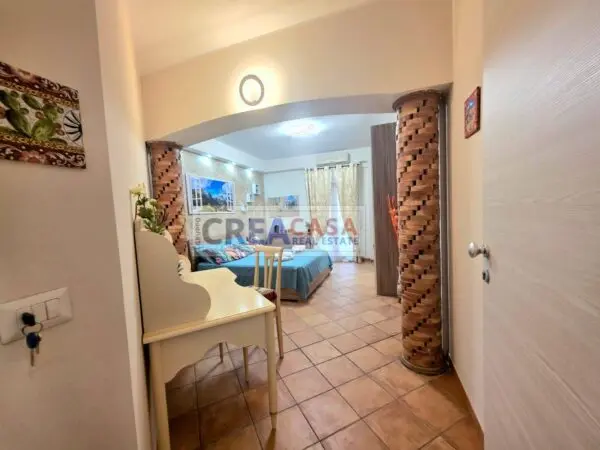 Appartamento via Lliria, Giardini-Naxos