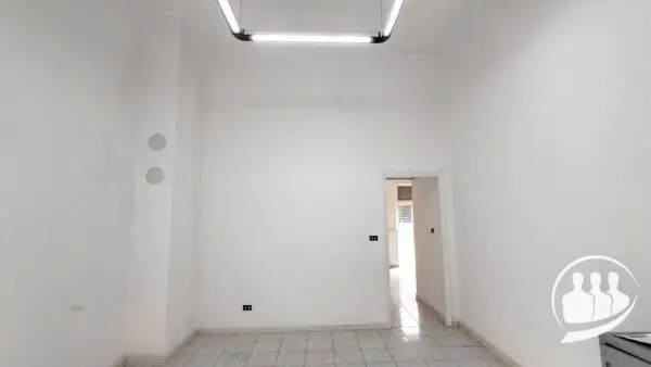 Immagine per Locale Commerciale in vendita a Torino Via Rondissone 1