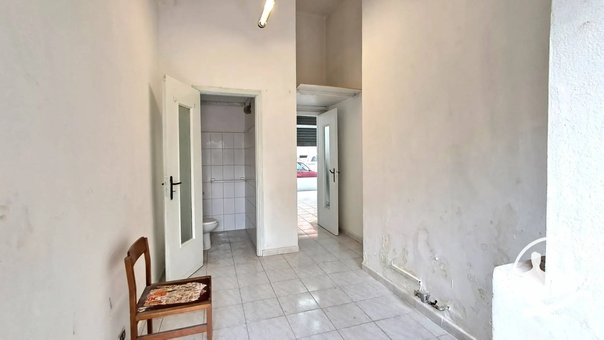 Immagine per Locale Commerciale in vendita a Torino Via Rondissone 1