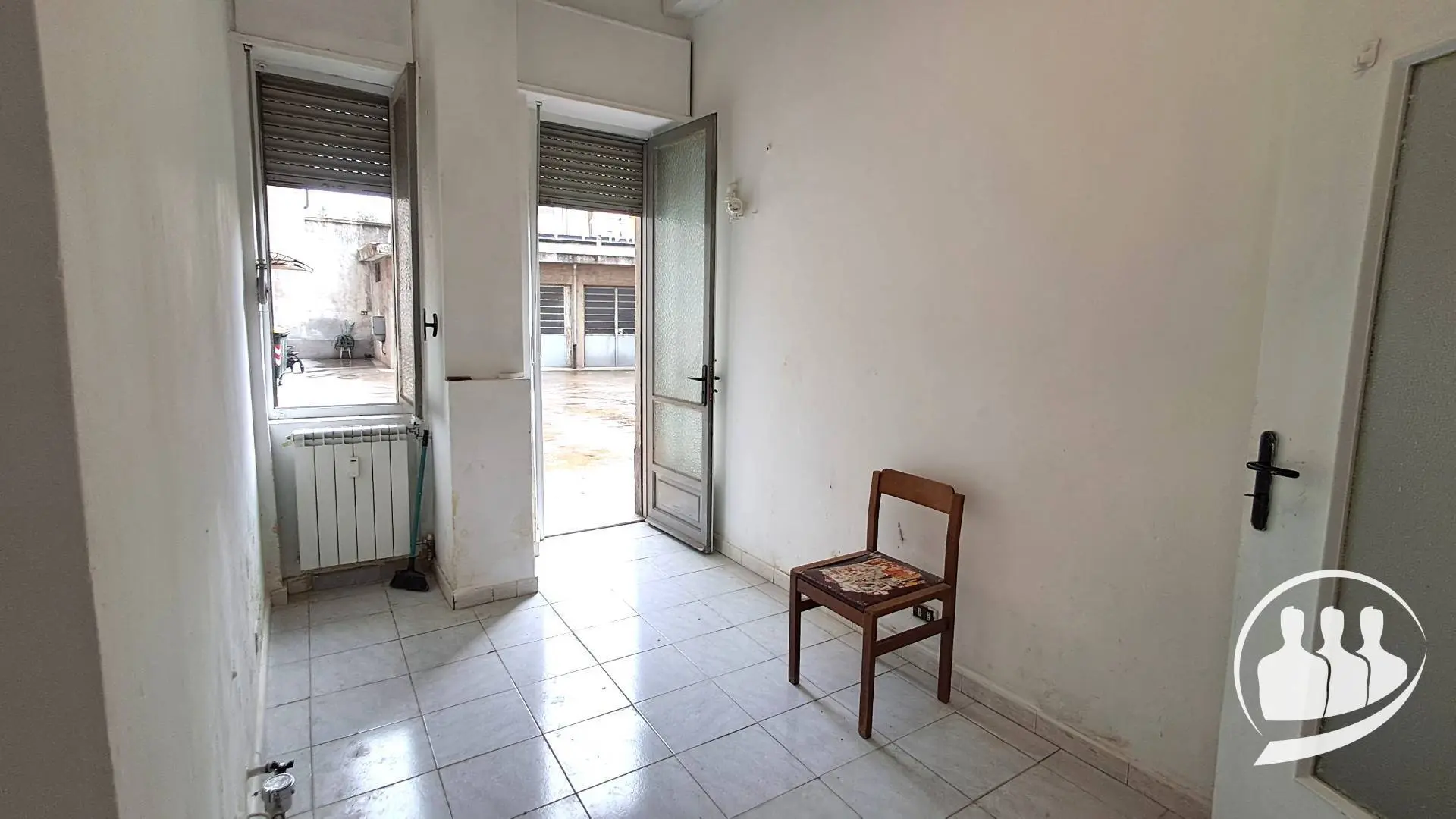 Immagine per Locale Commerciale in vendita a Torino Via Rondissone 1