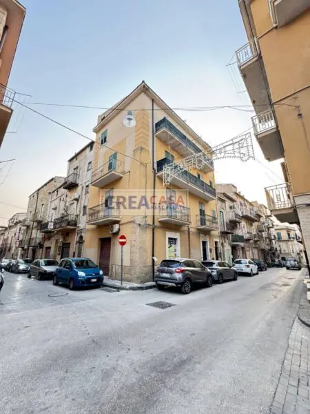 Stabile/Palazzo via Duca Degli Abruzzi, Riesi