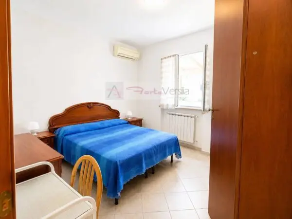 Villa via, Massa
