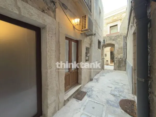 Appartamento via Salomone, Siracusa