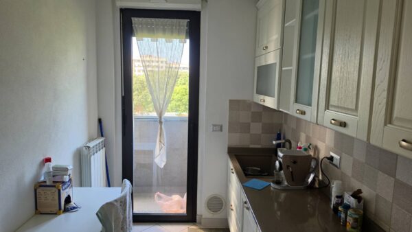 Appartamento via Cividale Del Friuli 15, Milano
