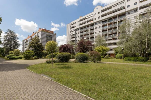 Appartamento via Cividale Del Friuli 15, Milano