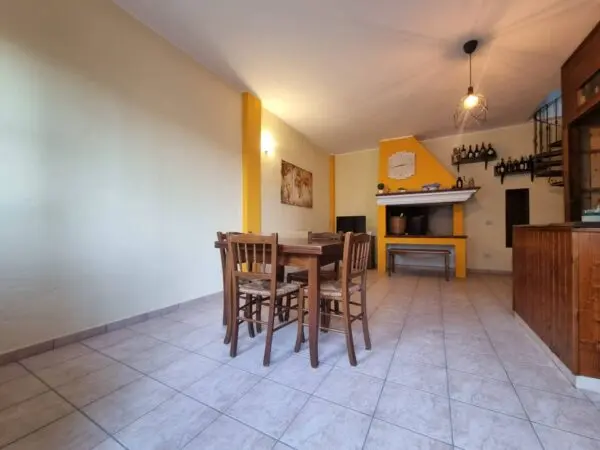 Casa Indipendente via Monte Tamara, Villaspeciosa