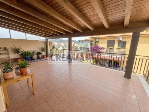 Appartamento via Porticato, Giardini-Naxos