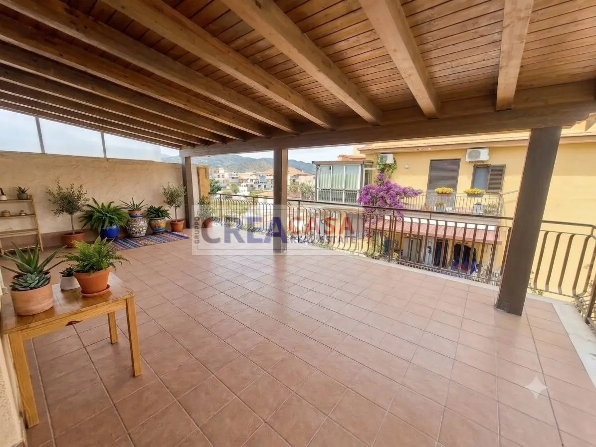 Immagine per Appartamento in vendita a Giardini-Naxos via Porticato 