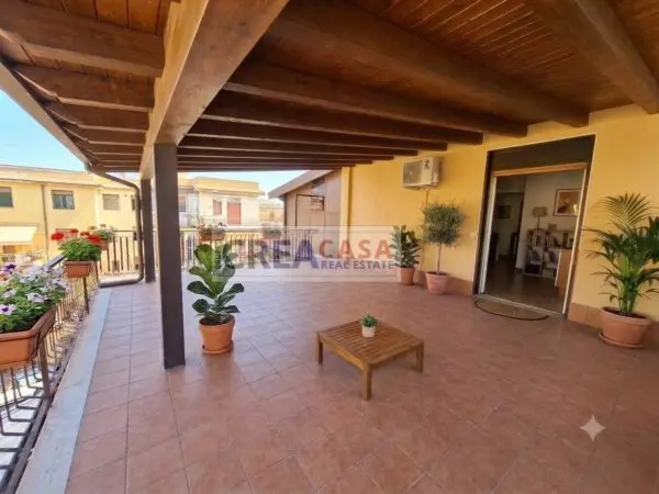 Appartamento via Porticato, Giardini-Naxos