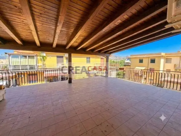 Immagine per Appartamento in vendita a Giardini-Naxos via Porticato 