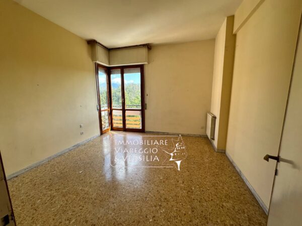 Appartamento via Buonarroti 130, Viareggio