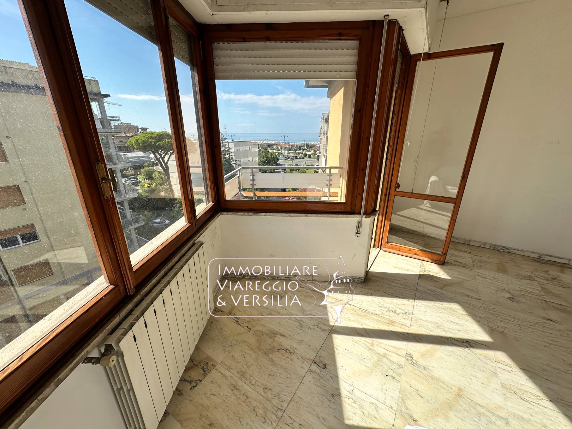 Immagine per Appartamento in vendita a Viareggio via Buonarroti 130