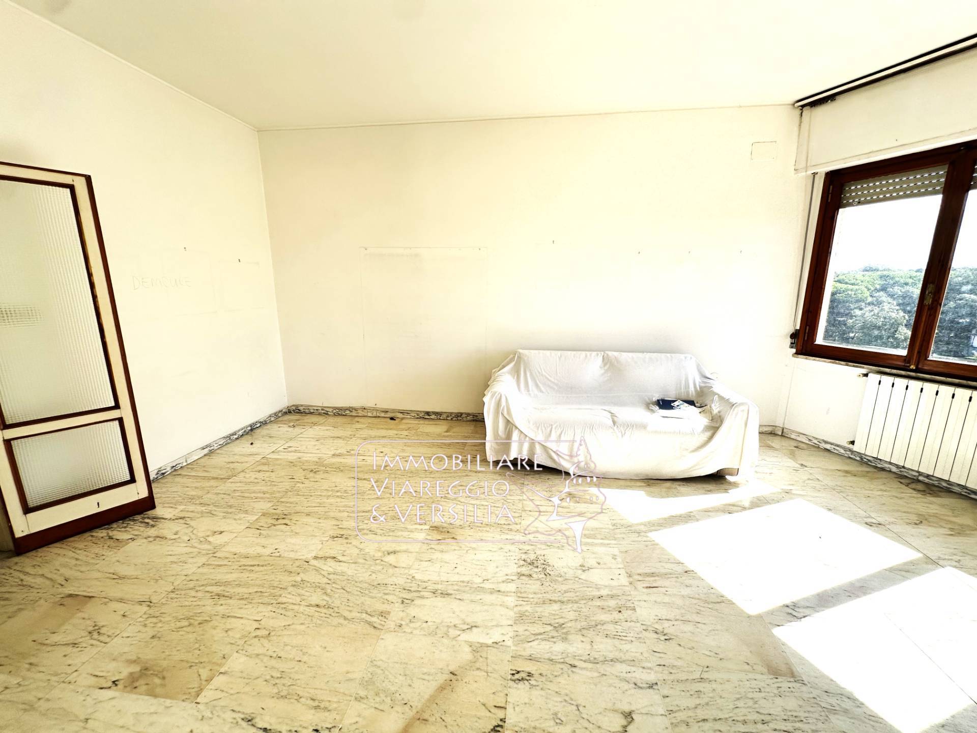 Immagine per Appartamento in vendita a Viareggio via Buonarroti 130