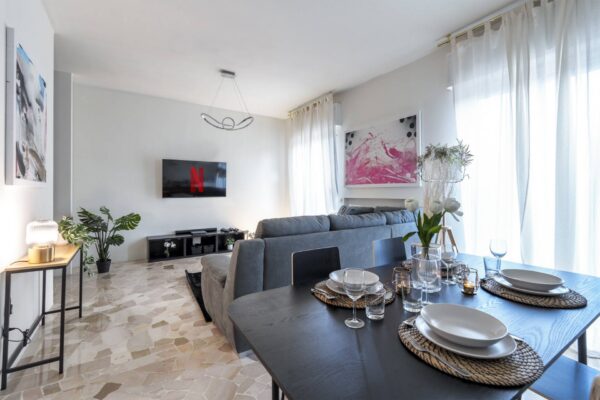 Appartamento via Felice Bellotti 4, Milano