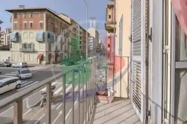 Appartamento via Nizza 381, Torino