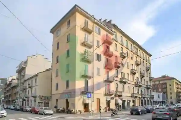 Appartamento via Nizza 381, Torino