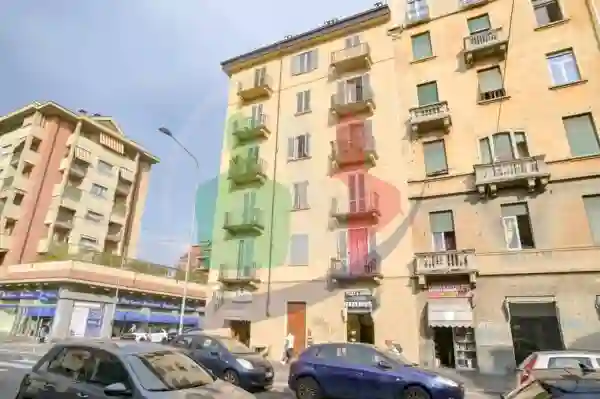 Appartamento via Nizza 381, Torino