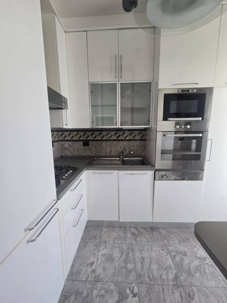 Appartamento via Vittoria Colonna 8, Milano