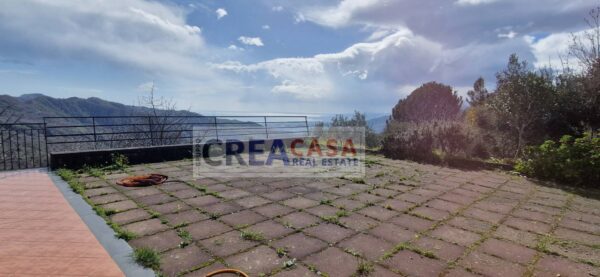 Villa via Contrada Feo, Graniti