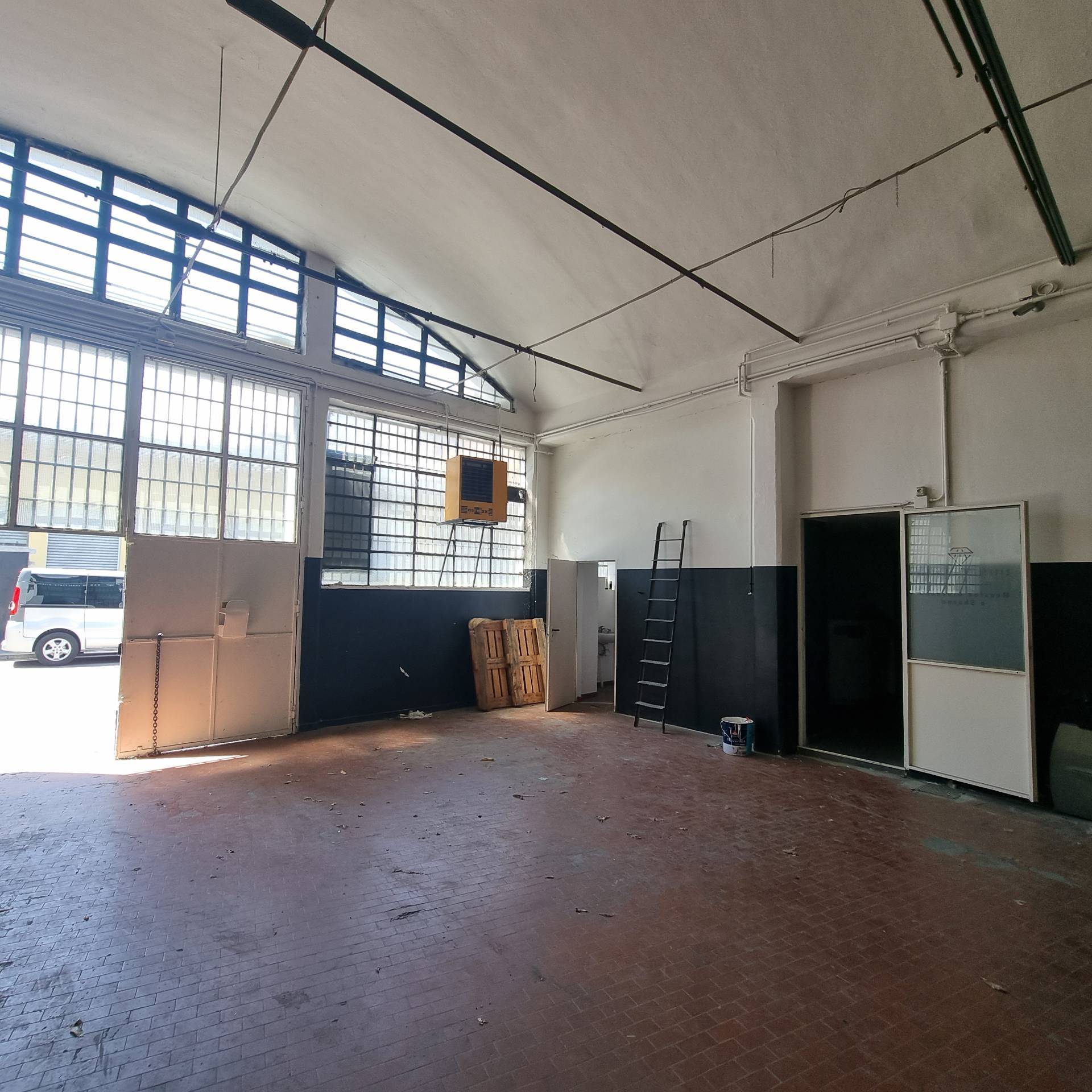 Immagine per Capannone Industriale in vendita a Torino Via Salerno 64