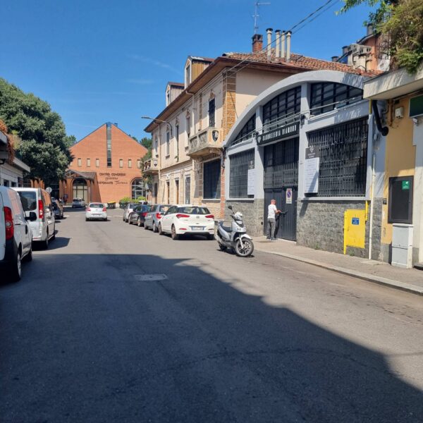 Capannone Industriale via Salerno 64, Torino